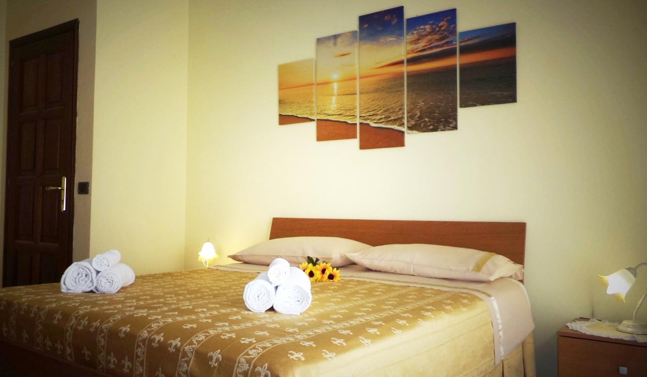 Il Girasole Bed & Breakfast Vibo Valentia Bagian luar foto