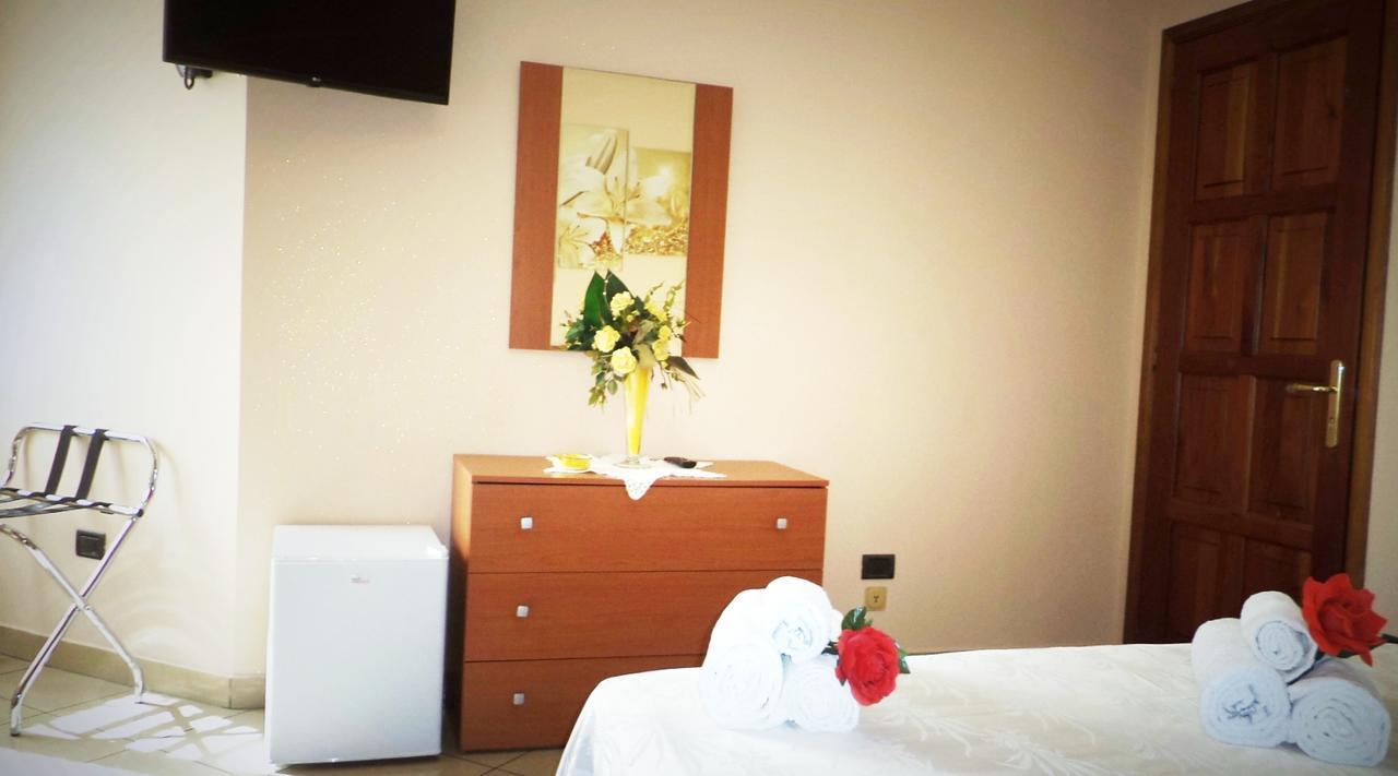 Il Girasole Bed & Breakfast Vibo Valentia Bagian luar foto