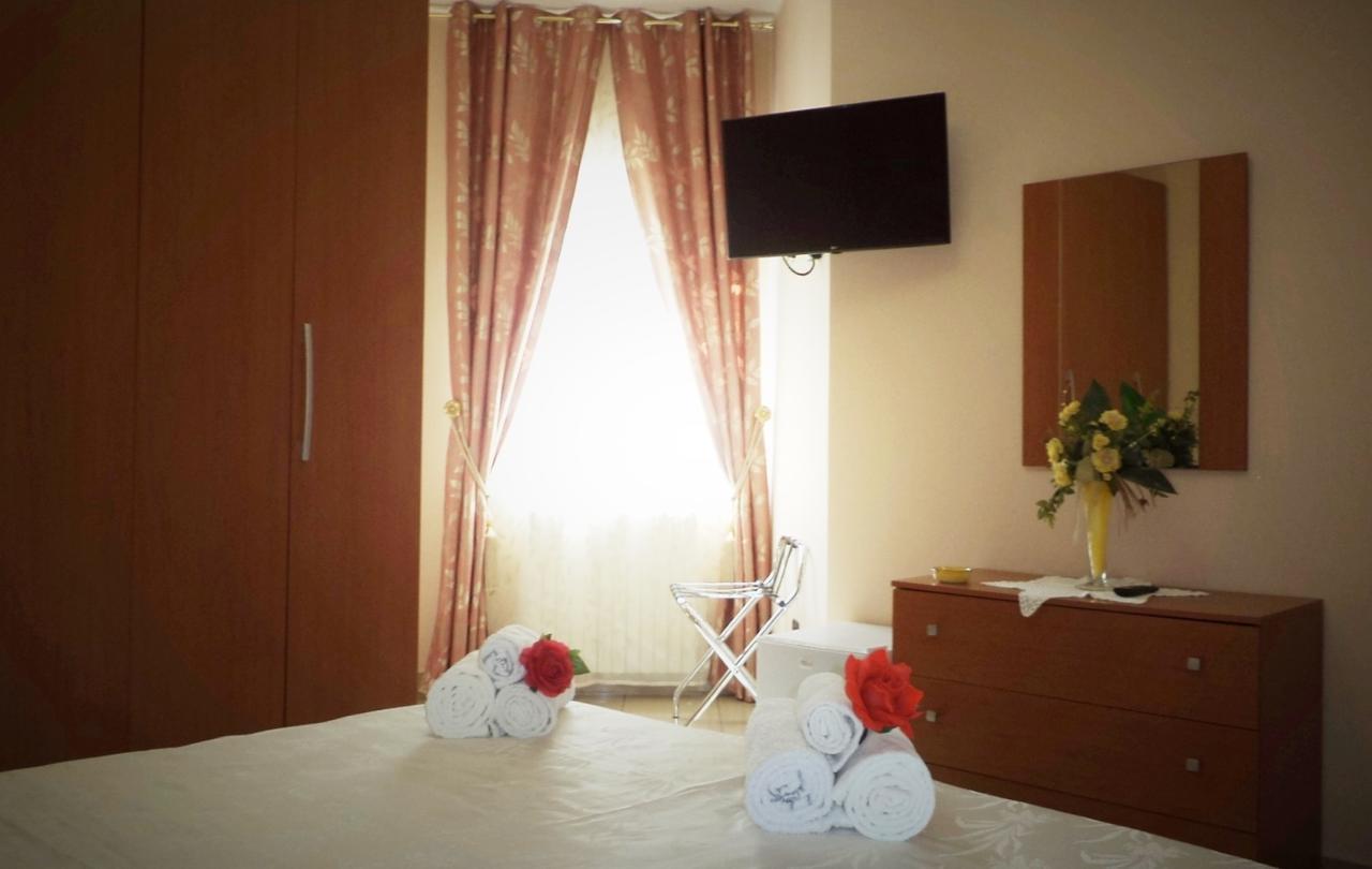 Il Girasole Bed & Breakfast Vibo Valentia Bagian luar foto